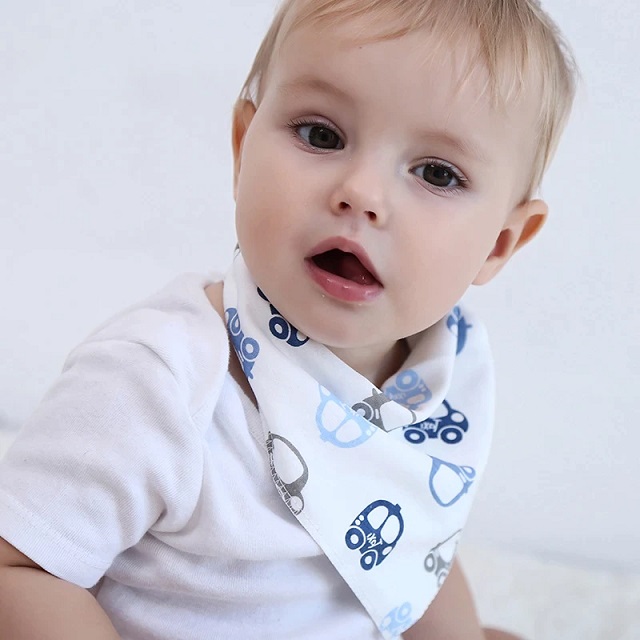 Cách sử dụng khăn bandana cho bé yêu 9 bandana-danh-cho-tre-em-co-thiet-ke-tuoi-sang-dep-mat