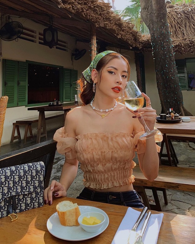 KHÁM PHÁ CÁC LOẠI KHĂN BANDANA PHỔ BIỂN TRÊN THỊ TRƯỜNG 18 KHÁM PHÁ CÁC LOẠI KHĂN BANDANA PHỔ BIỂN TRÊN THỊ TRƯỜNG 17