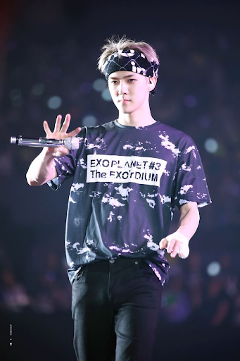 Khăn bandana - Học lỏm idol cách thắt dành cho nam 4