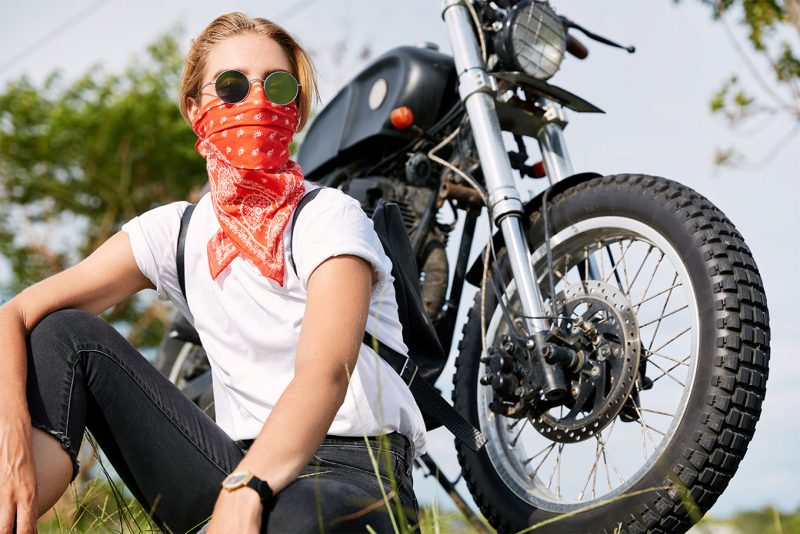 Hướng dẫn sử dụng khăn bandana 119 Hướng dẫn sử dụng khăn bandana 118