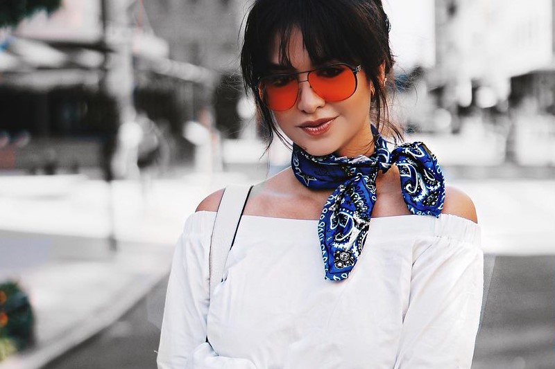 MIX MATCH ĐA PHONG CÁCH CHỈ VỚI 1 CHIẾC KHĂN 6 MIX MATCH ĐA PHONG CÁCH CHỈ VỚI 1 CHIẾC KHĂN 5