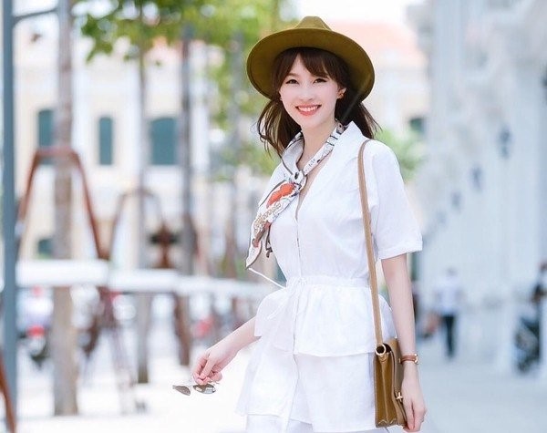 MIX MATCH ĐA PHONG CÁCH CHỈ VỚI 1 CHIẾC KHĂN 10 MIX MATCH ĐA PHONG CÁCH CHỈ VỚI 1 CHIẾC KHĂN 9