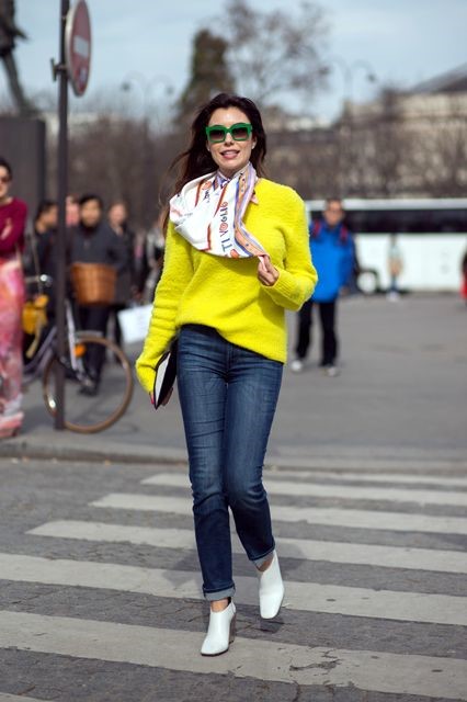 5 PHONG CÁCH QUÀNG KHĂN BANDANA CHO MÙA HÈ 17