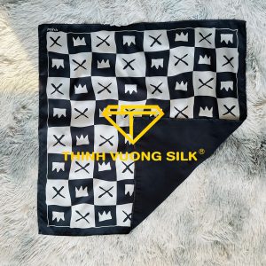 Sản xuất khăn lụa silk theo yêu cầu 17
